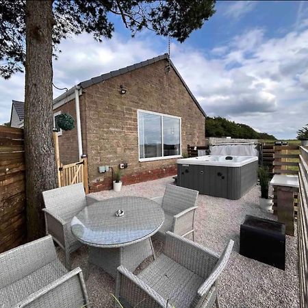 Clover Lodge Chesterfield Exteriör bild
